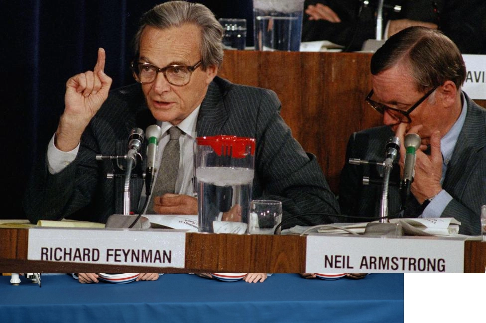 Richard Feynman demonstrating with an O-ring and ice water at the hearing
